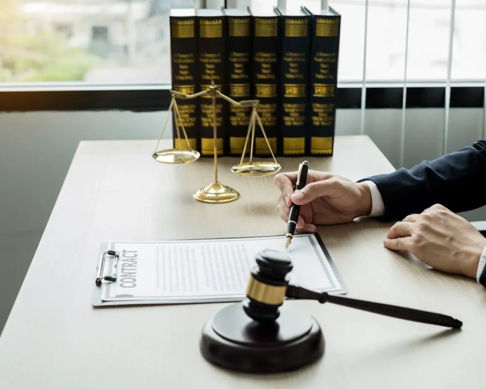 compressed_midsection-lawyer-working-table